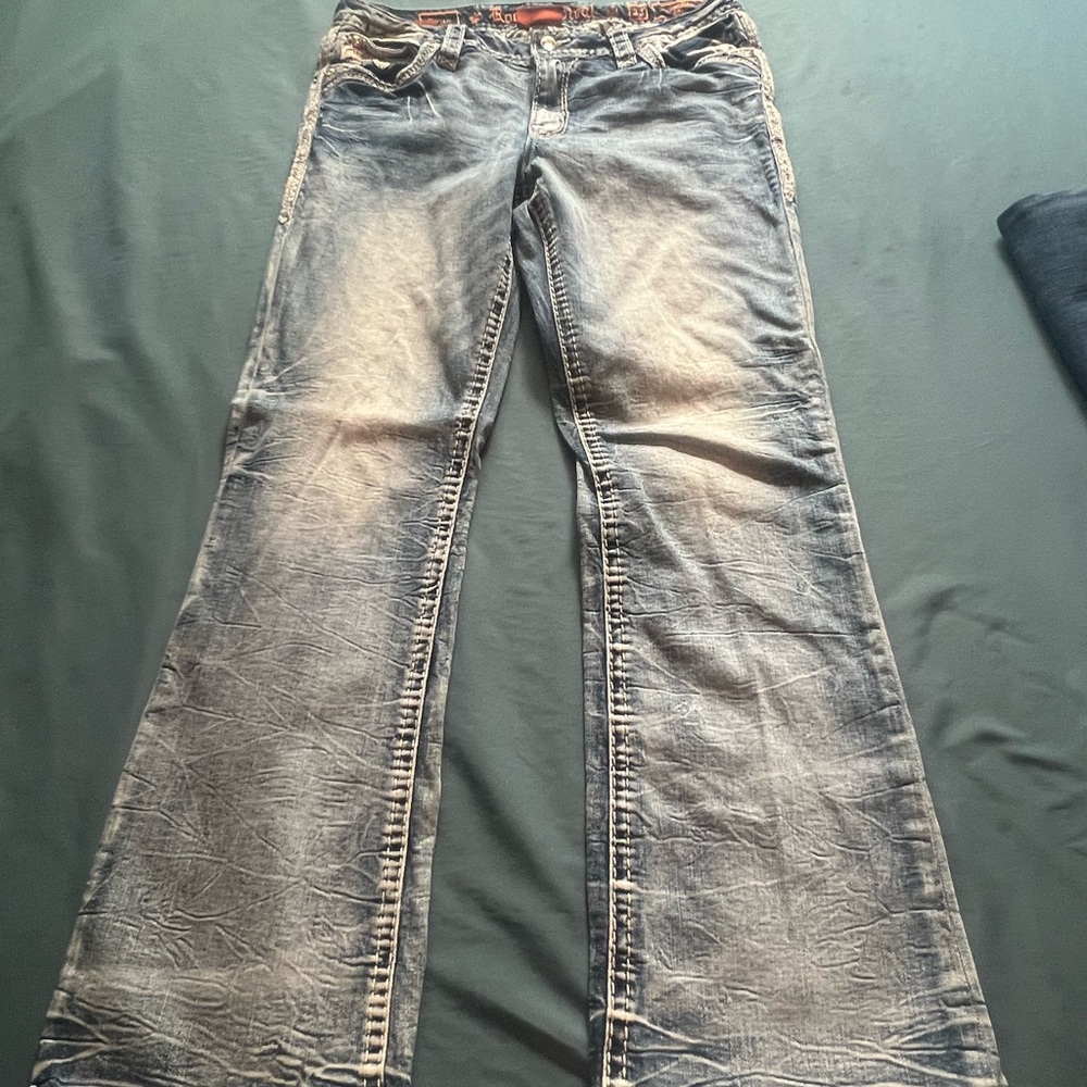 NWOT ROCK REVIVAL JEANS SIZE 33 Style is Eilish!! Great jeans!!